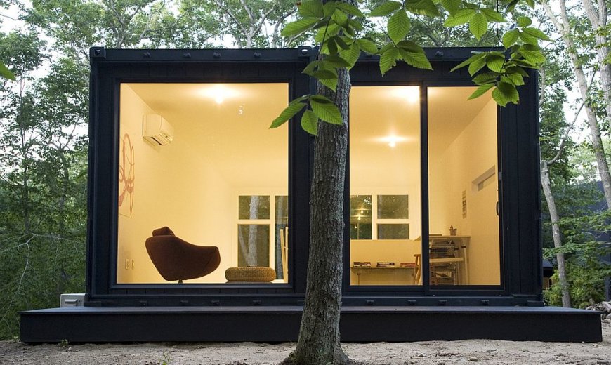 Green Design: Two Shipping Containers Turned into Budget Art Studio in New York