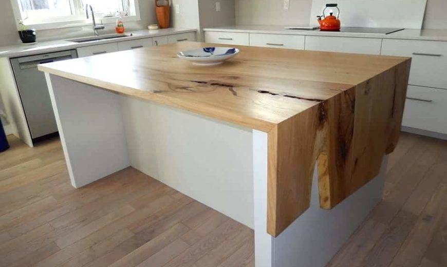 Luxurious Waterfall Countertop Ideas that Set the Standards