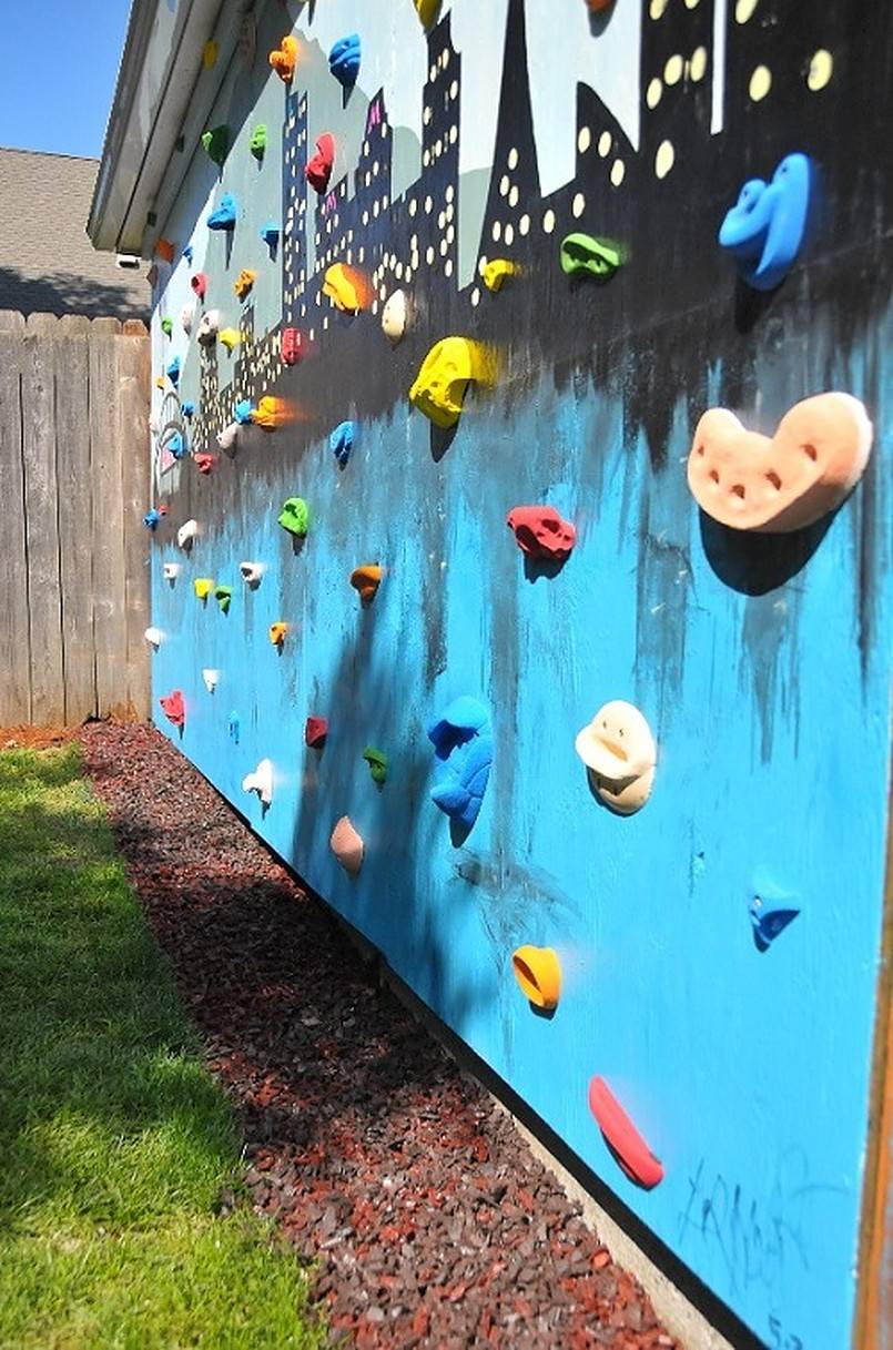 Wall climbing mural