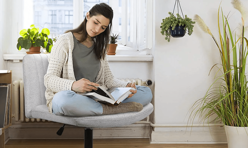 Cross-Legged Office Chairs Trend and Benefits Explained